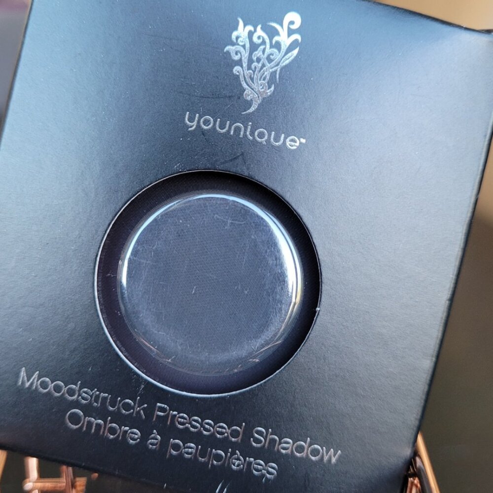 MOODSTRUCK pressed shadow refill - Legendary